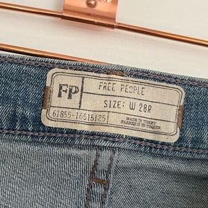 *SOLD* Free People Skinny Jeans